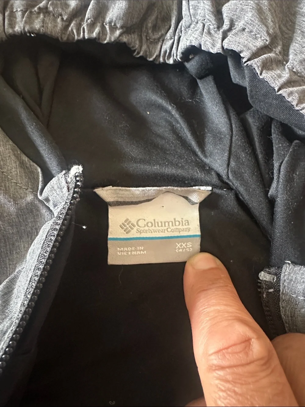 COLUMBIA windbreaker